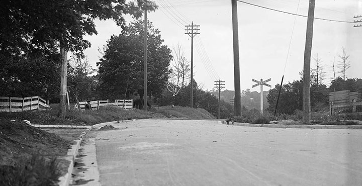 Summerhill Avenue